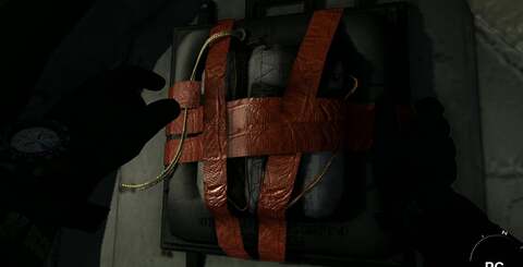 Shadows are still of a low resolution on PC, but it's safe to say that the filtering is of a much higher quality (top). The inclusion of SSAO (bottom) is a welcome addition, but graphical bonuses are thin on the ground on the PC version of this game.