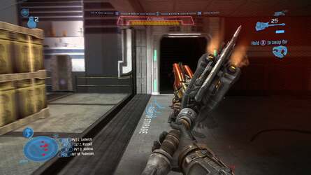 Ghosting on the view weapon was a big problem in the multiplayer beta. Bungie has fixed this in the final game, apparently by dynamically switching it off when it's likely to unduly affect overall image quality.